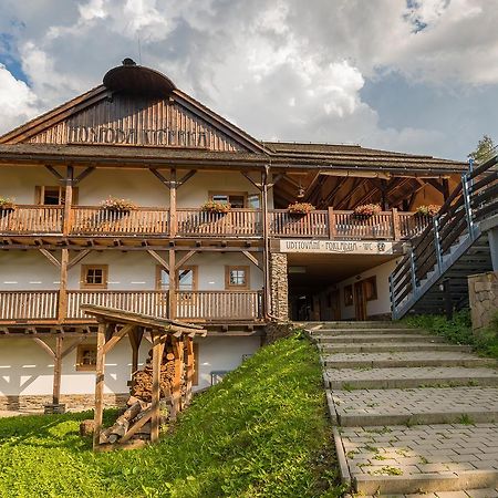 Valasske Chalupy Kycerka Hotel Velké Karlovice Buitenkant foto