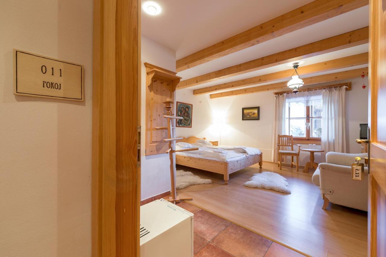 Valasske Chalupy Kycerka Hotel Velké Karlovice Buitenkant foto