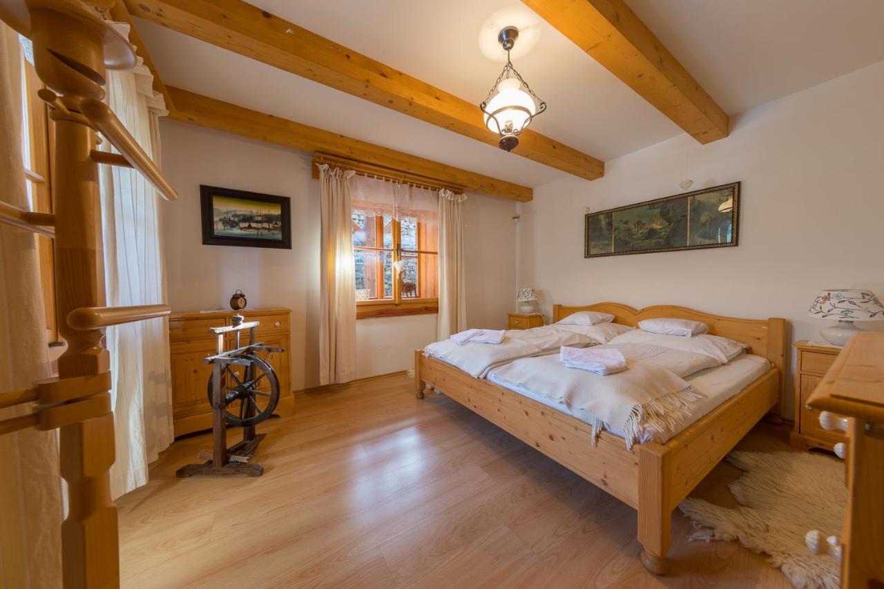 Valasske Chalupy Kycerka Hotel Velké Karlovice Buitenkant foto